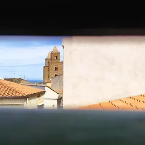 The Artist's House Cefalu